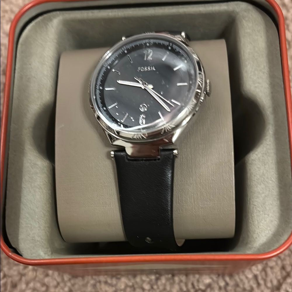 Fossil Black and Silver Watch